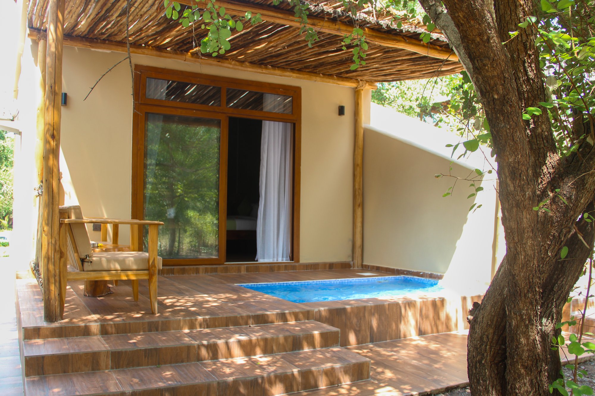 Africa Safari Nyerere - Luxury Bungalow - Pool