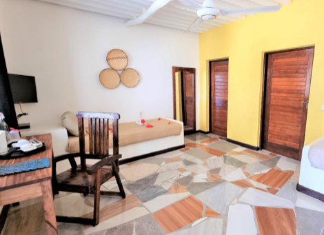 Paradise Beach Resort - Luxury Room - 4