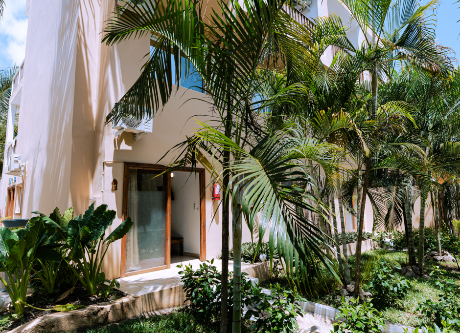 Paradise Beach Resort - Standard Family Room - 2-1