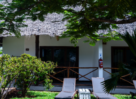 Reef & Beach Resort - Garden Bungalow - 5