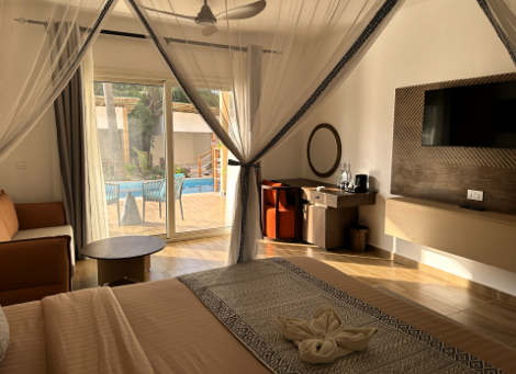 Reef & Beach Resort - Garden Swim-Up Room - 2