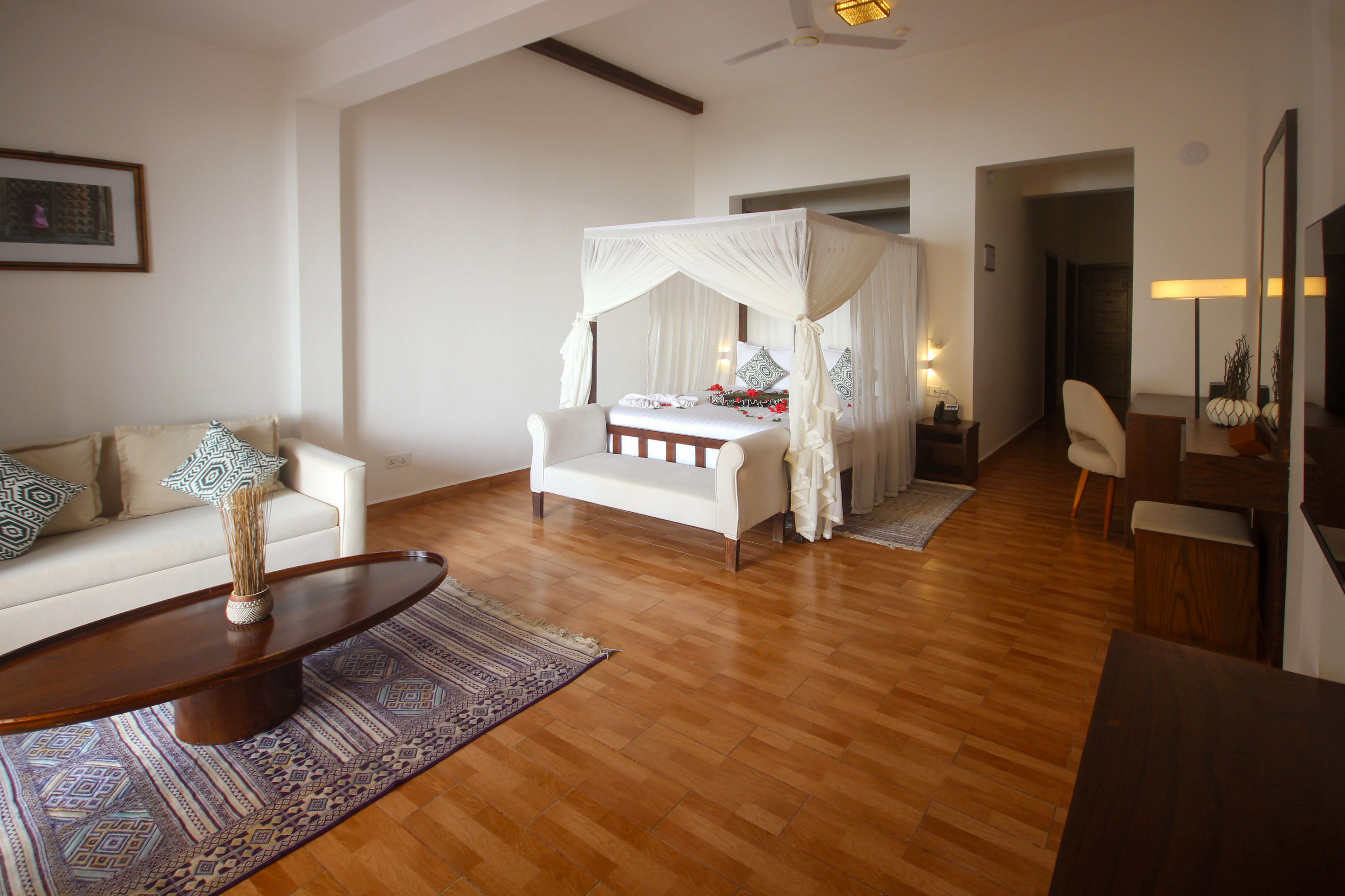 Deluxe Ocean Suite