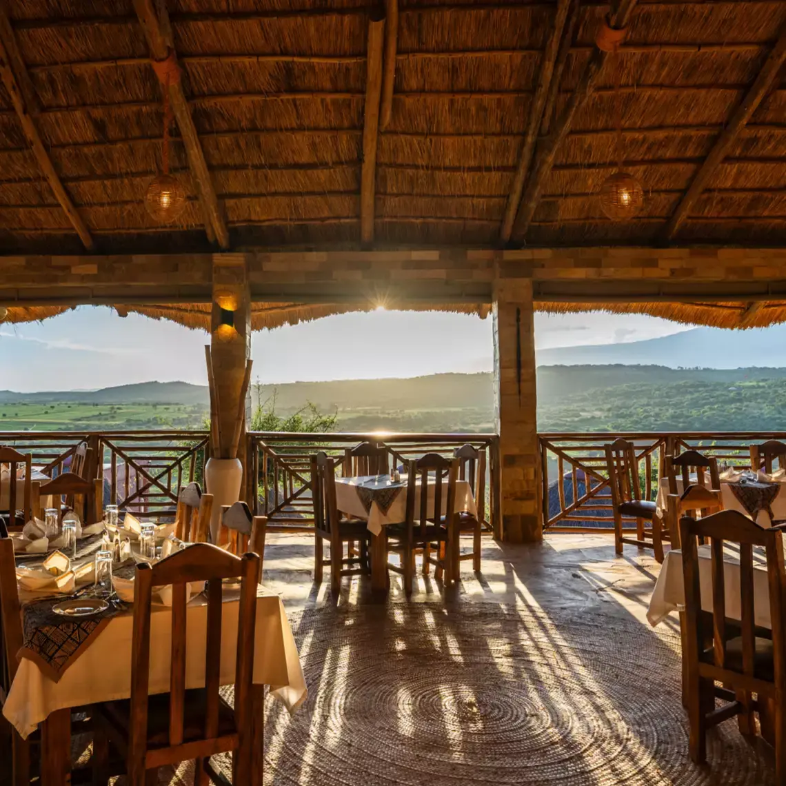 Beach Safari - Accommodation - Facilities - Restuarant and Bar - Africa Safari Karatu - Image.web.p