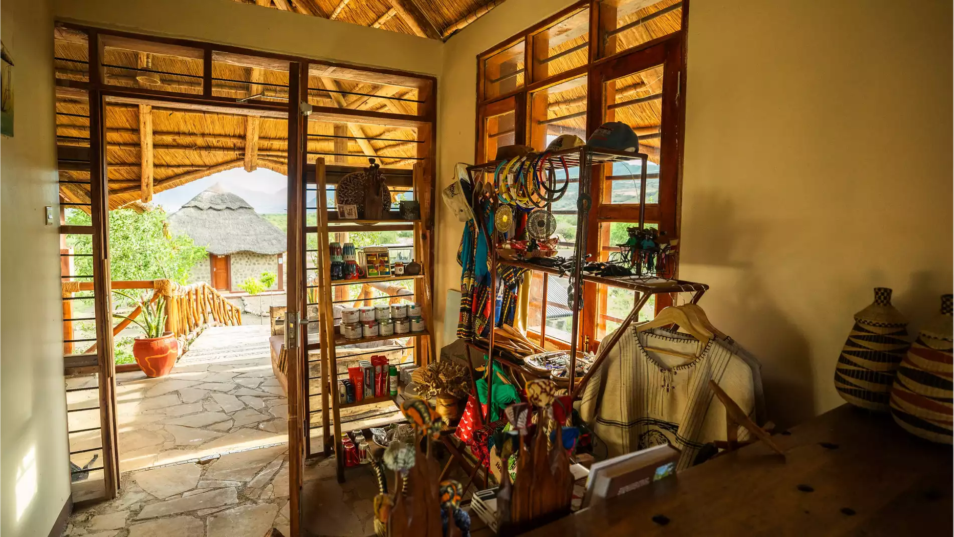 Beach Safari - Accommodation Detail - Africa Safari Lake Natron - Image Gallery 05.web.p