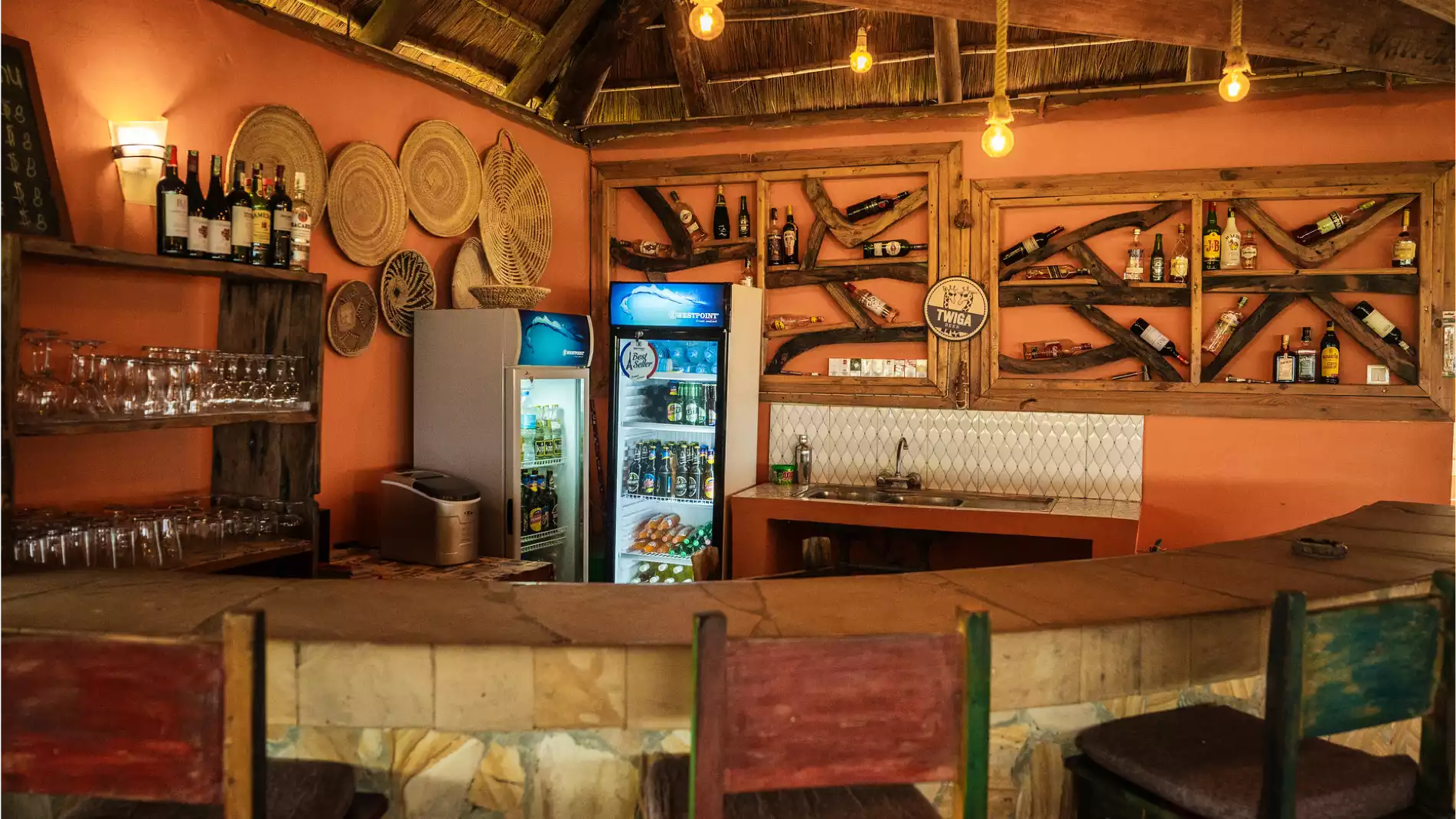 Beach Safari - Accommodation Detail - Africa Safari Lake Natron - Image Gallery 06.web.p