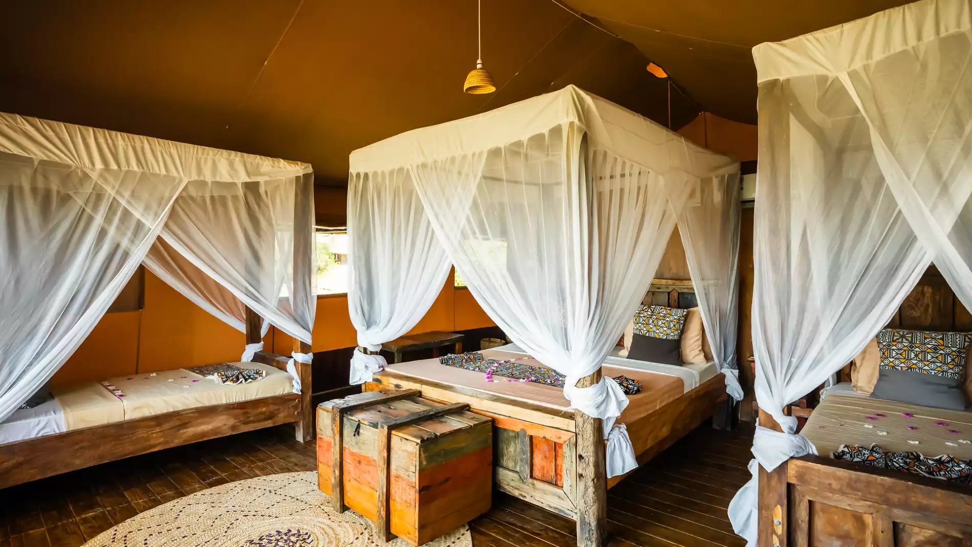 Beach Safari - Accommodation Detail - Africa Safari Lake Natron - Image Gallery 10.web.p