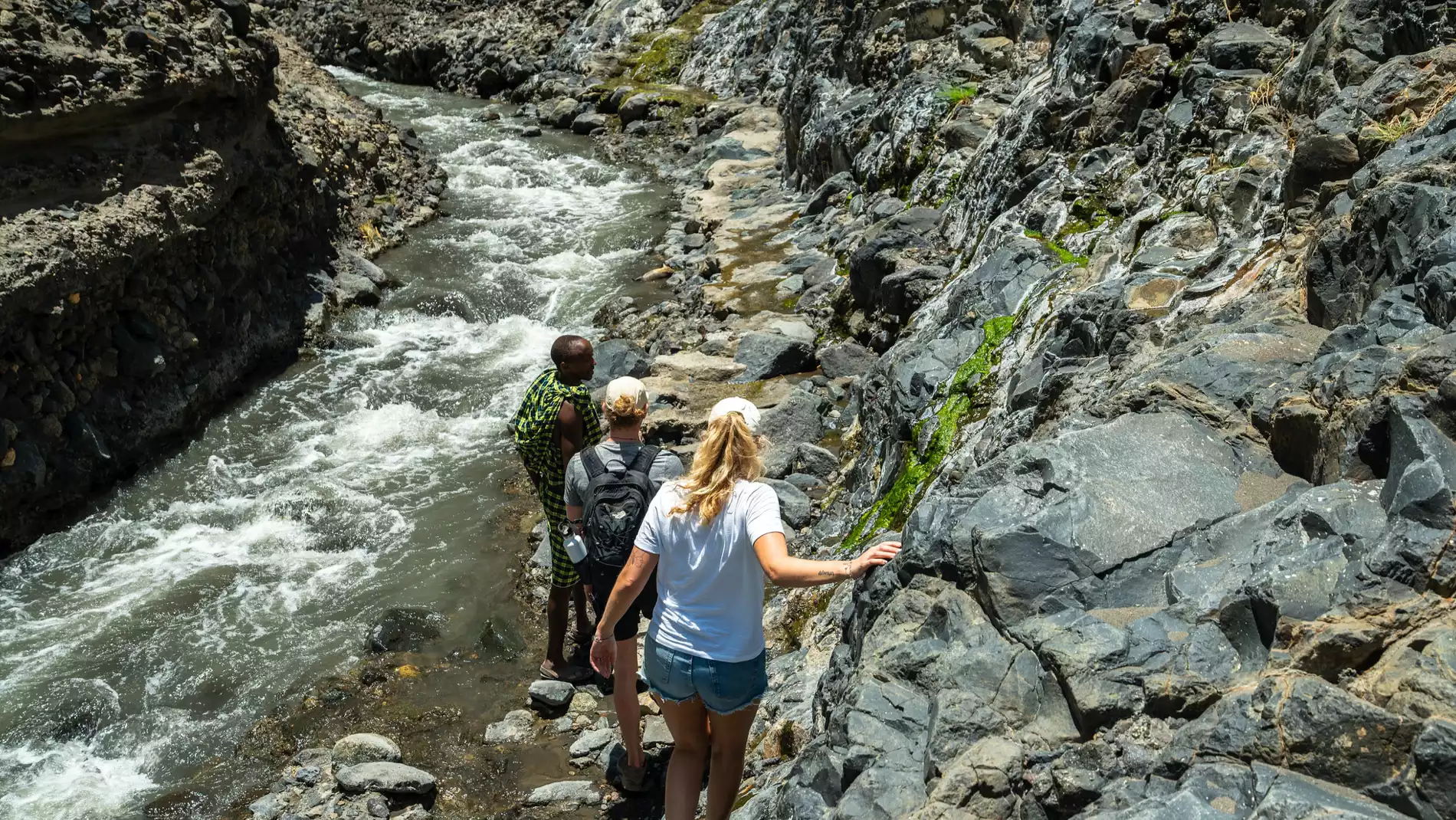 Beach Safari - Accommodation Detail - Africa Safari Lake Natron - Image Gallery 13.web.p