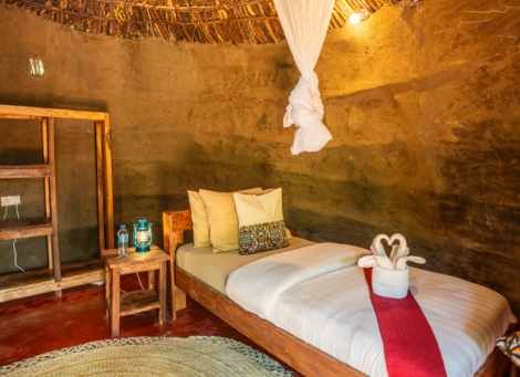 Africa Safari Maasai Boma - Maasai Safari Hut - 4