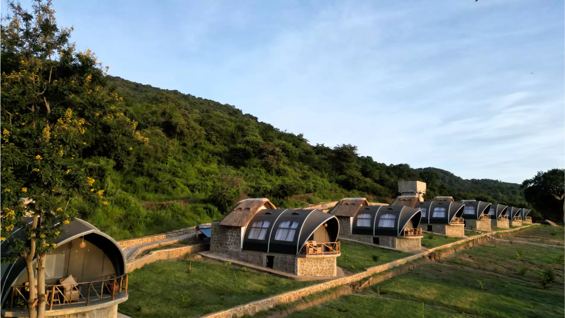 Beach Safari - Accommodation Detail - Africa Safari Rift Valley - Image Gallery 03.WEB.P