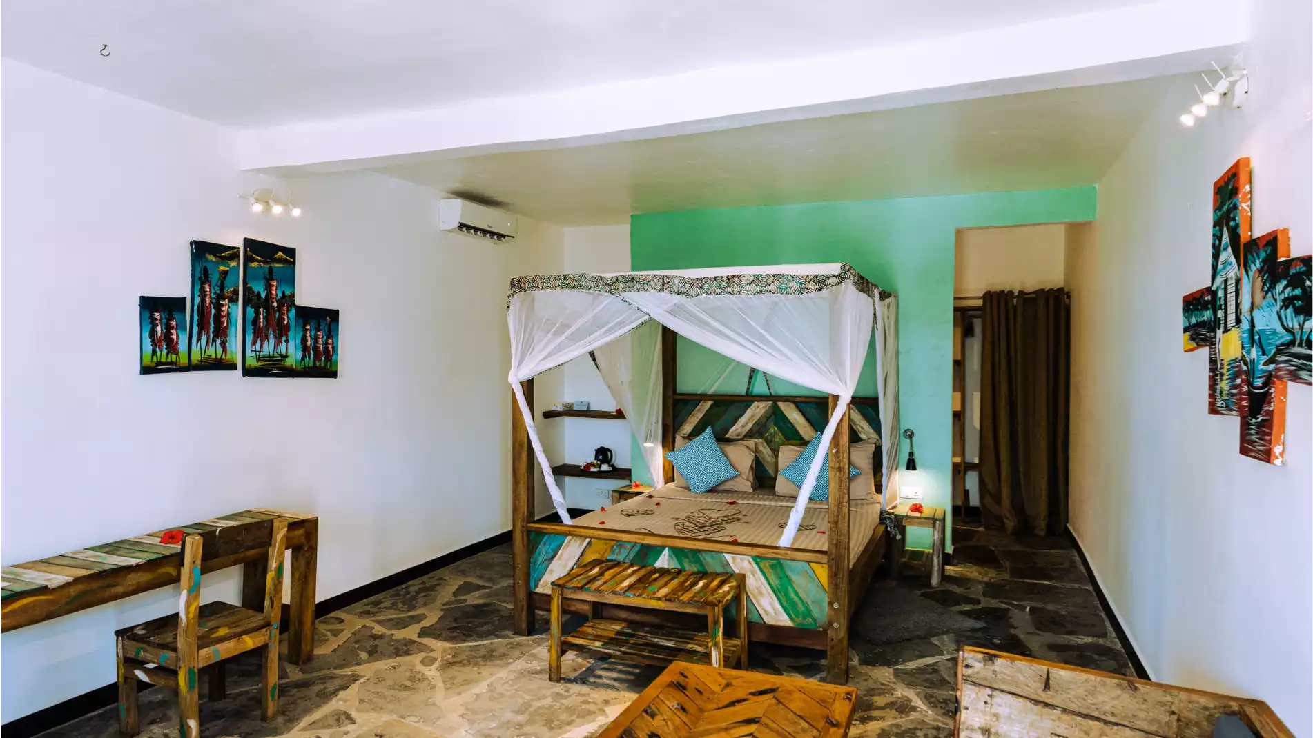 Beach Safari - Accommodation Detail - Zanzibar Bay Resort - Image Gallery 06.WEB.P